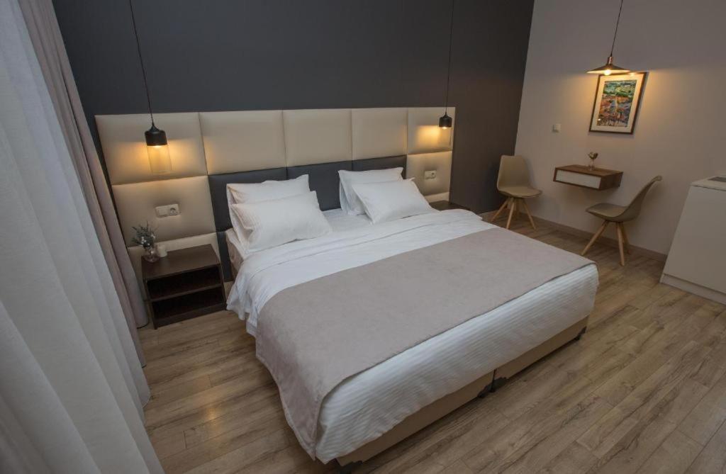 History Hotel 第比利斯 外观 照片